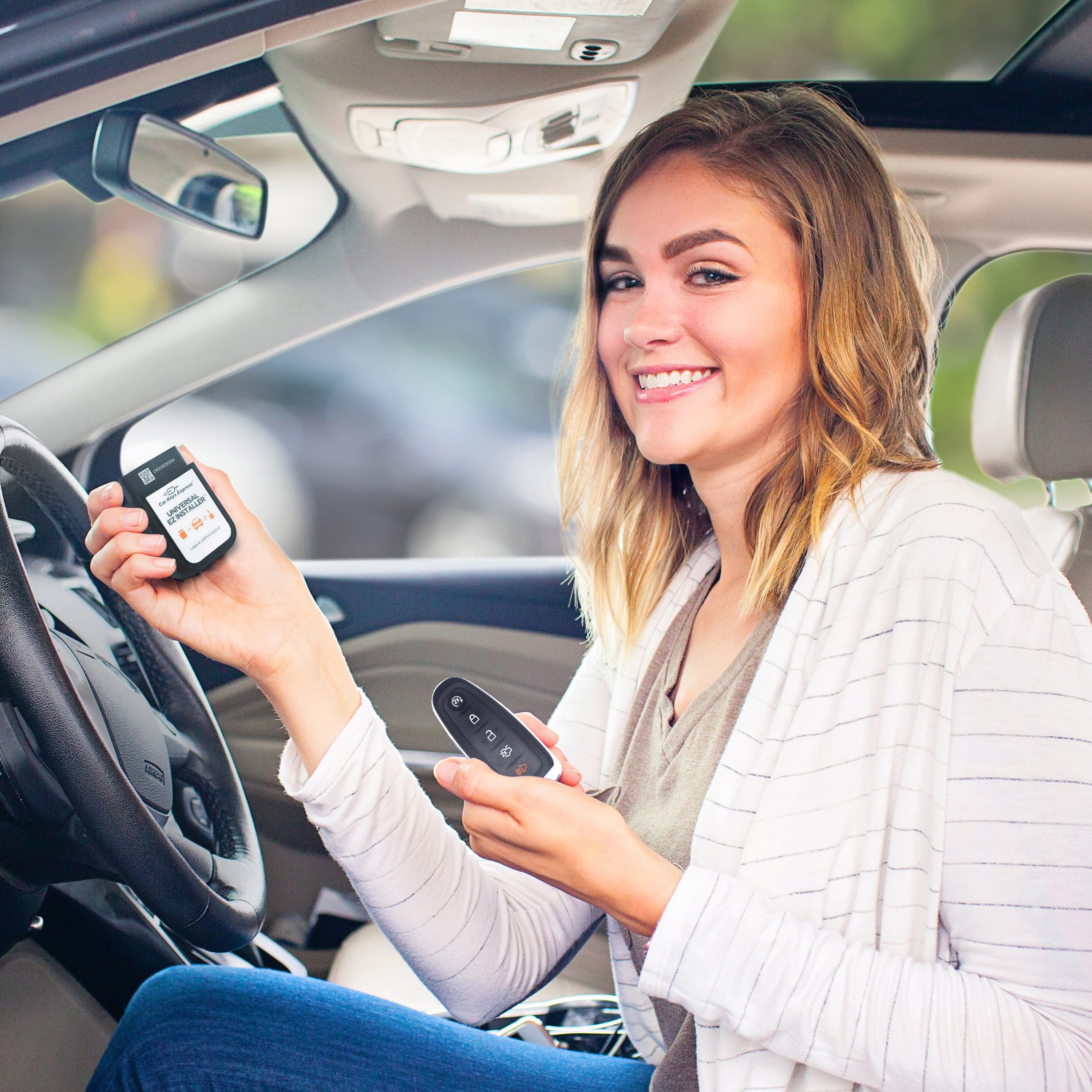 FDSK-E5TRZ0SK and Woman in Car